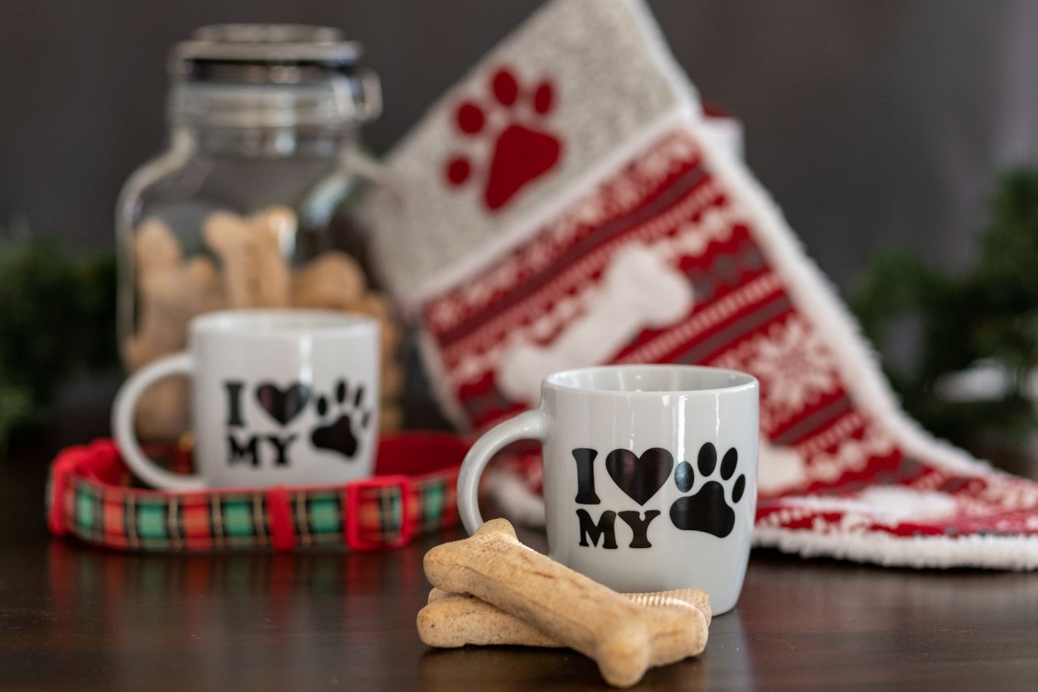 Holiday pet treats